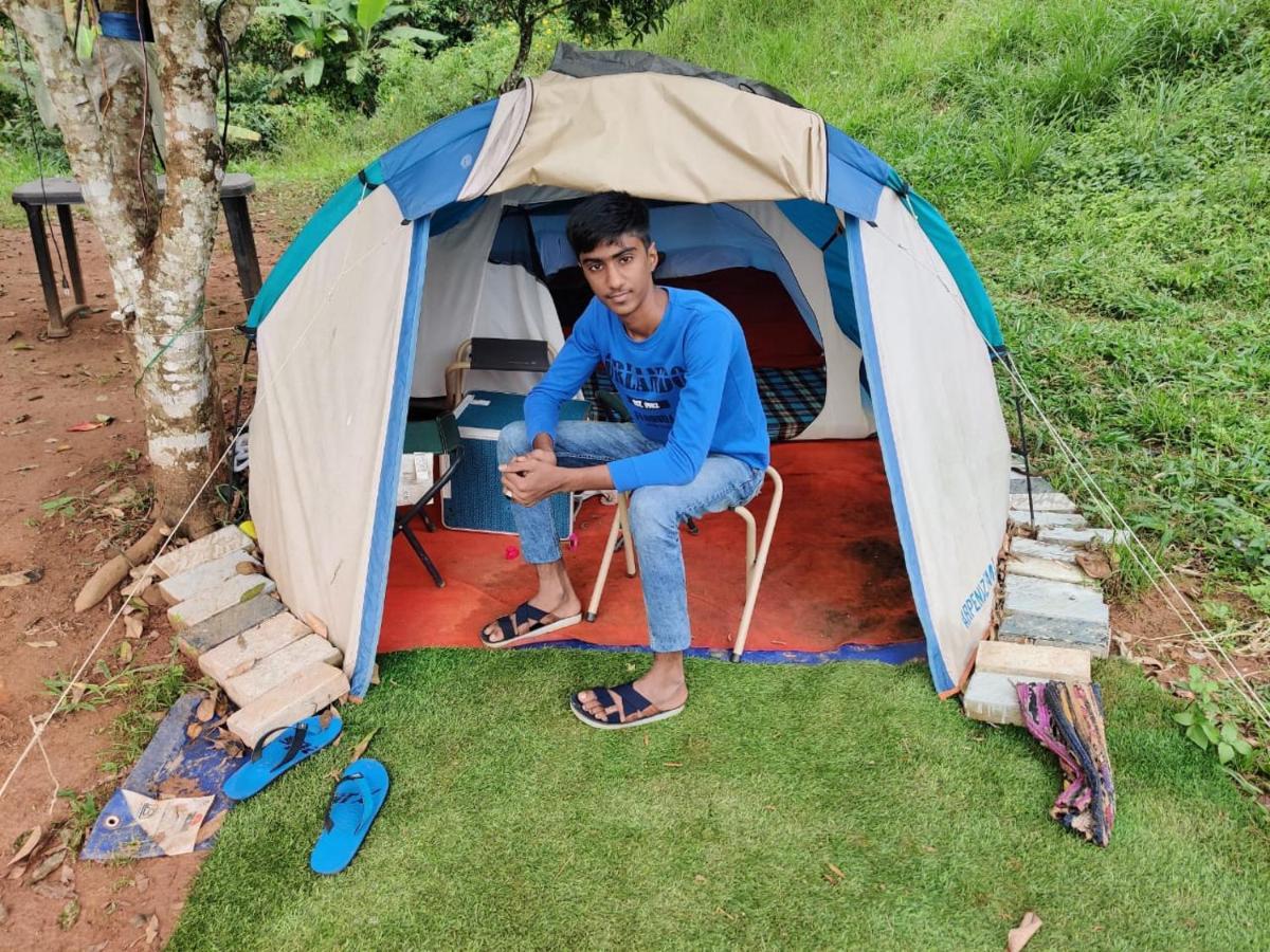 Munnar Tent Hills Resort Devikolam Dış mekan fotoğraf